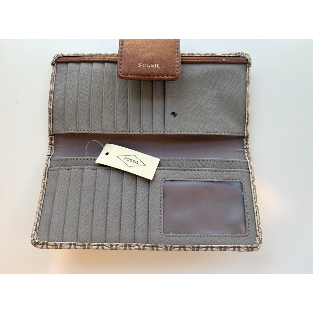 Fossil Madison Zip Clutch Women's Wallet Snap and Zipper Closure Taupe Tan NEW